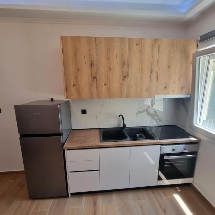 Thanos Apartment 普托莱迈达 外观 照片